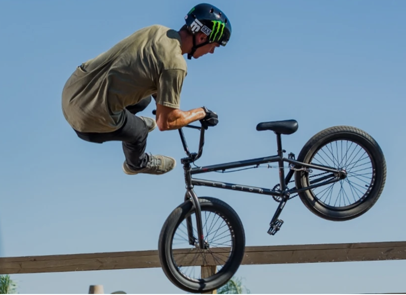 Mongoose top l100 weight